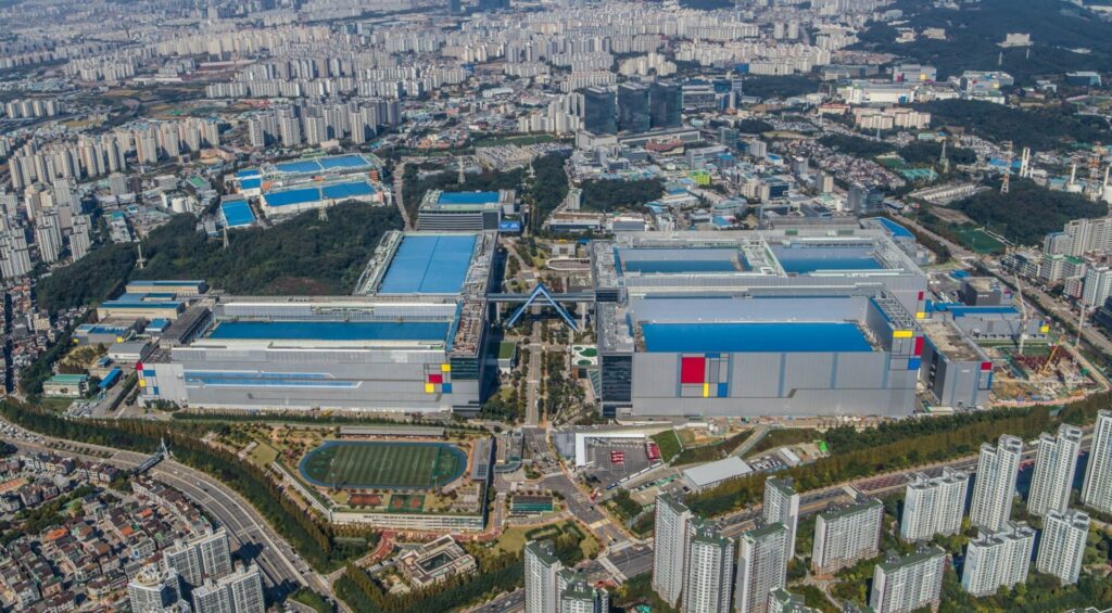 اسپایلر ۲: توسعه‌دهندگان وعده بازگشت به «قله» را می‌دهند