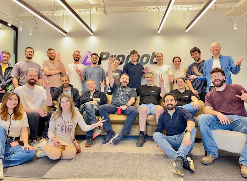 امنیت هوش مصنوعی مولد: نگاهی به Prompt Security