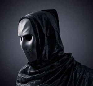 شناسایی کمپین فیشینگ پیچیده با بدافزار Phantom